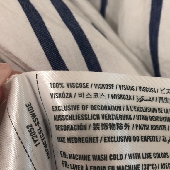 Abercrombie & Firch off-shoulder top - Picture 6 of 7